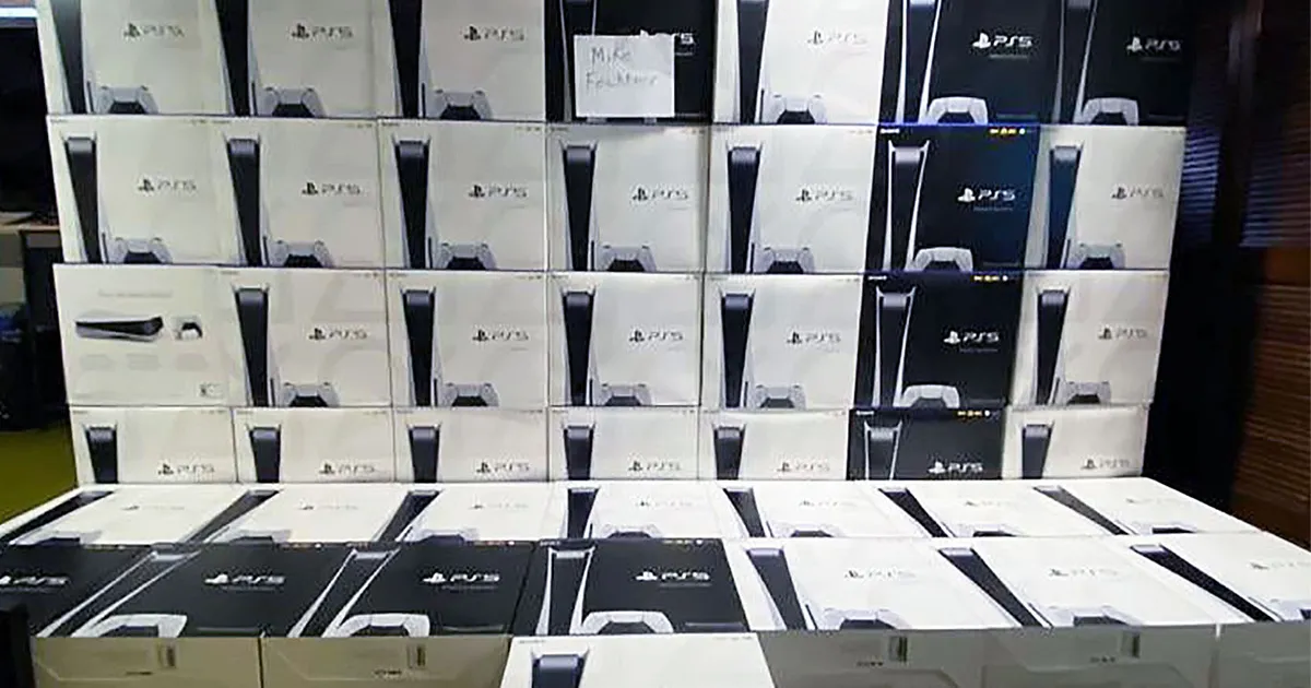 PS5 กองเท่าภูเขาพ่อค้ารีเซลล์โพสต์ภาพโชว์ของทำเอาคนซื้อไม่ทันเซ็งจัด