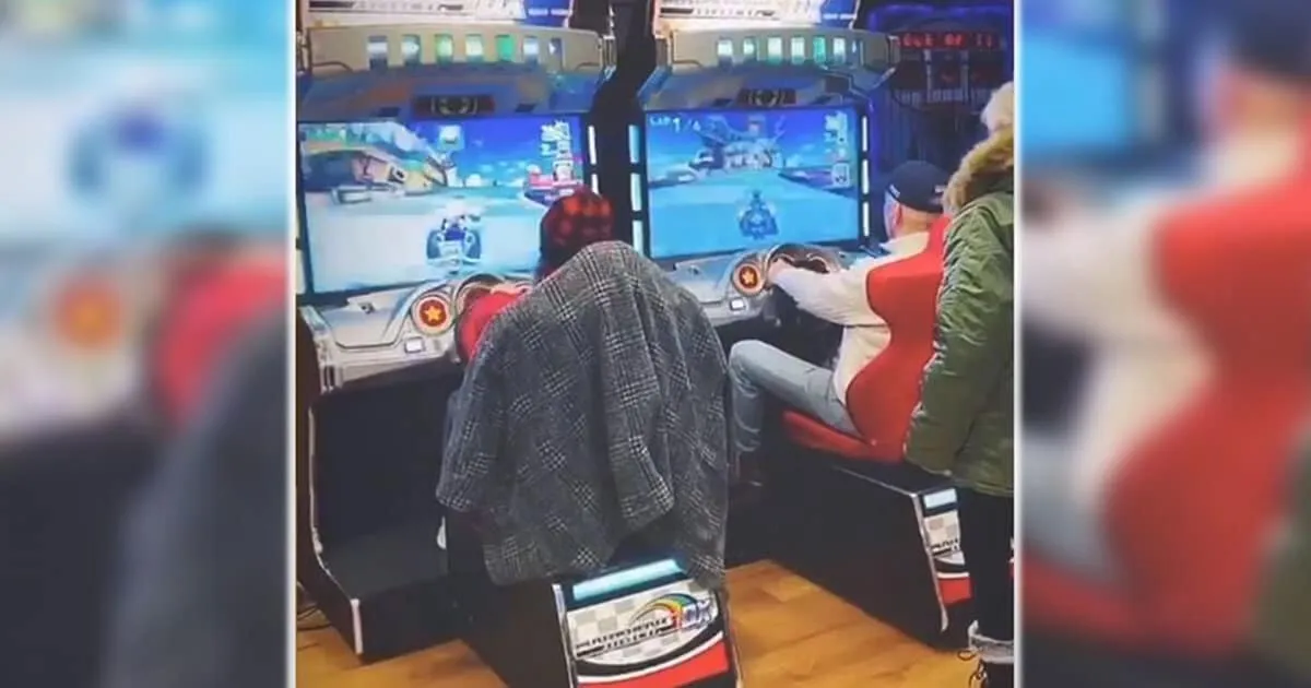 โจ ไบเดน ใช้เวลาสุดสัปดาห์ซิ่ง Mario Kart Arcade ร่วมกับหลานสาว