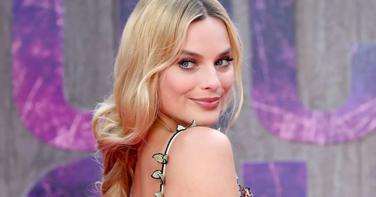 Margot Robbie บอกว่าหนัง Barbie ของเธอจะมาพร้อมกับเสื้อผ้าและเครื่องแต่งกายจำนวนมาก