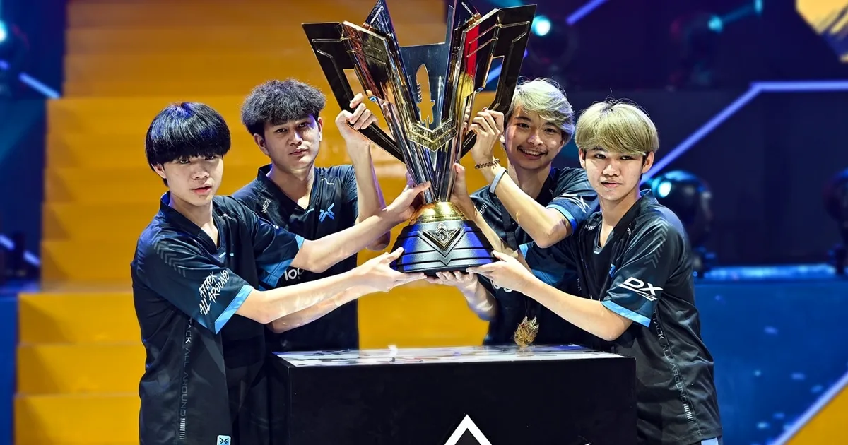 ทีมไทยคว้าแชมป์โลก 2 ปีซ้อน! ในการแข่งขัน Free Fire World Series (FFWS) 2022 Sentosa