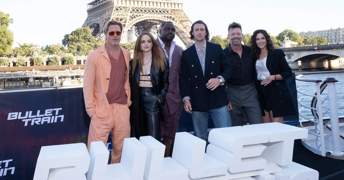 “แบรด พิตต์” และ ผู้กำกับ “เดวิด ลิตช์” นำทีมนักแสดงจาก Bullet Train รวมตัวกันที่งาน Paris Photo Call