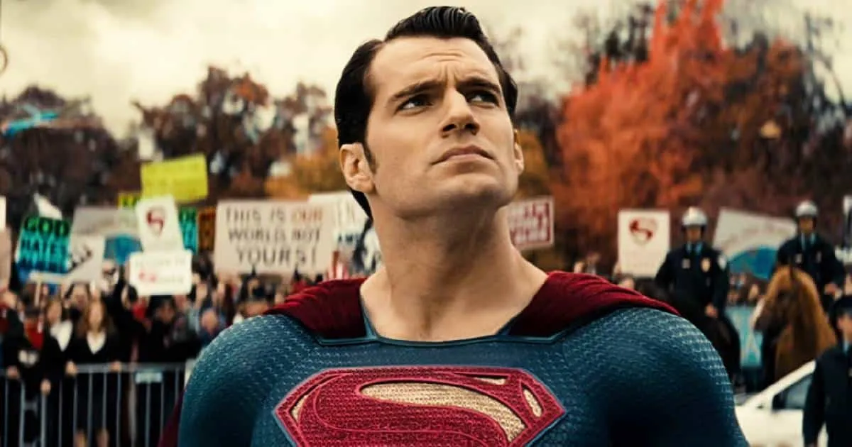Henry Cavill อาจอยู่ในระหว่างการเจรจาเพื่อมาร่วมแสดงในจักรวาล MCU แล้ว
