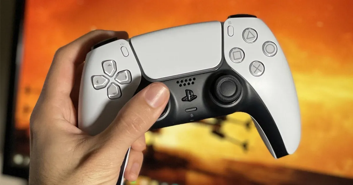 Sony จดสิทธิบัตรดีไซน์จอย PS5 โฉมใหม่ที่พ่วงฟีเจอร์เด็ดไว้ภายใน