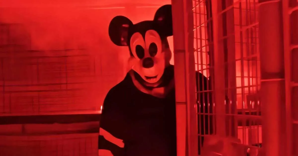 ชมเทรลเลอร์หนัง Mickey’s Mouse Trap ภาพยนตร์แนวเขย่าขวัญที่จับมิกกี้เมาส์มาเป็นฆาตกร