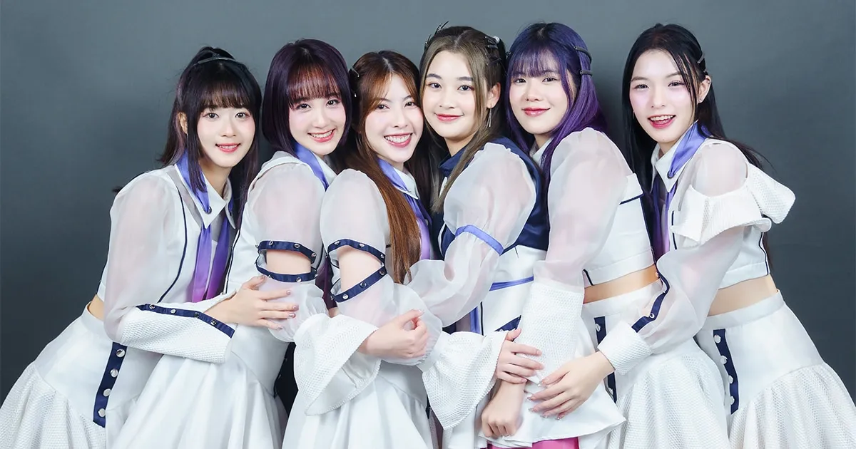 ประมวลภาพไลฟ์ BNK48 บุก OS แนะนำซิงเกิลล่าสุด Kiss me!
