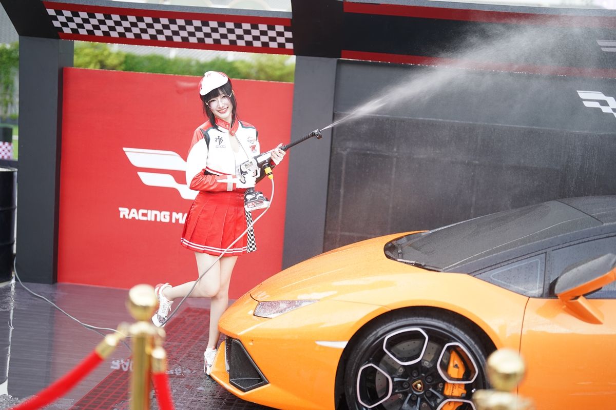 Racing Master