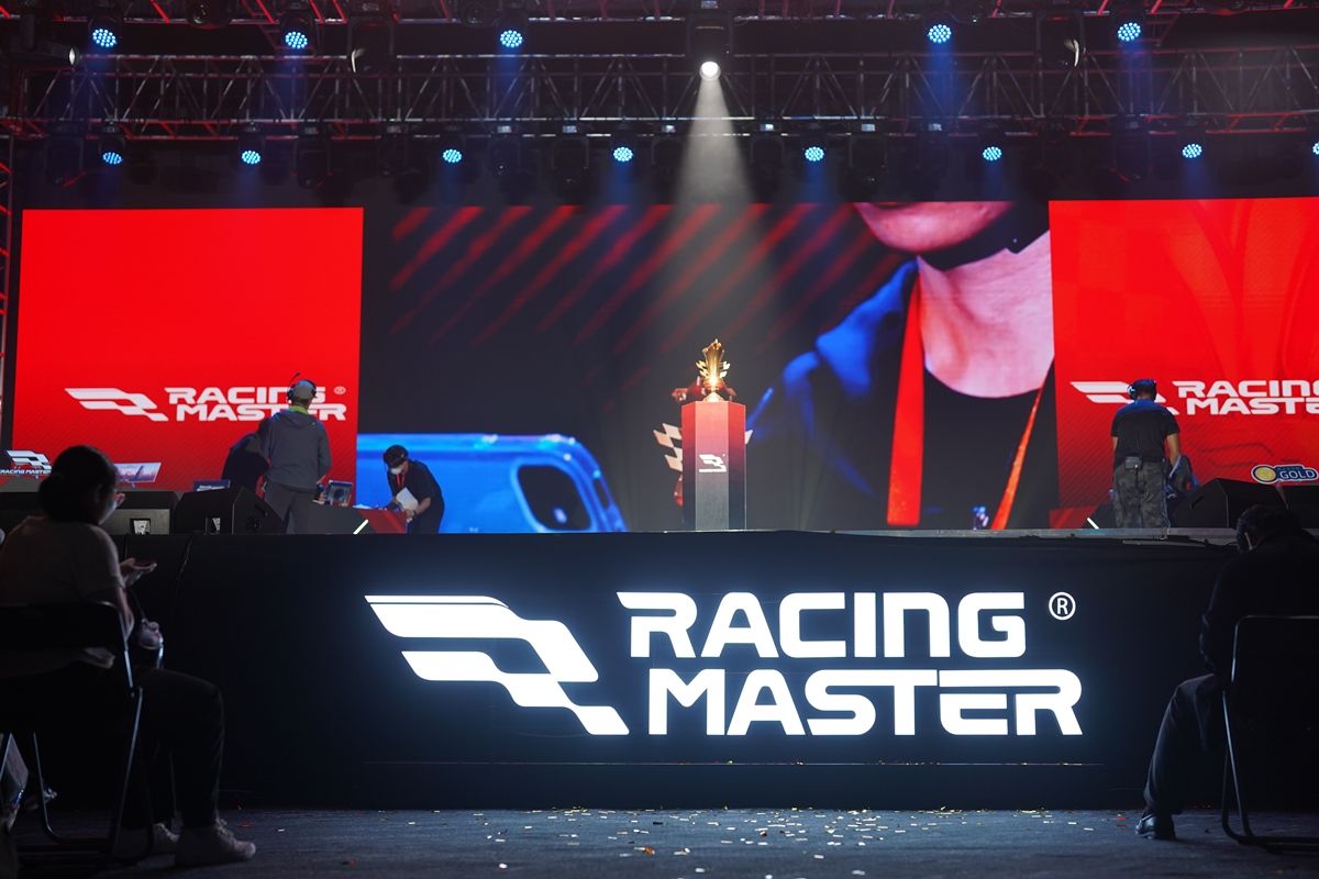 Racing Master