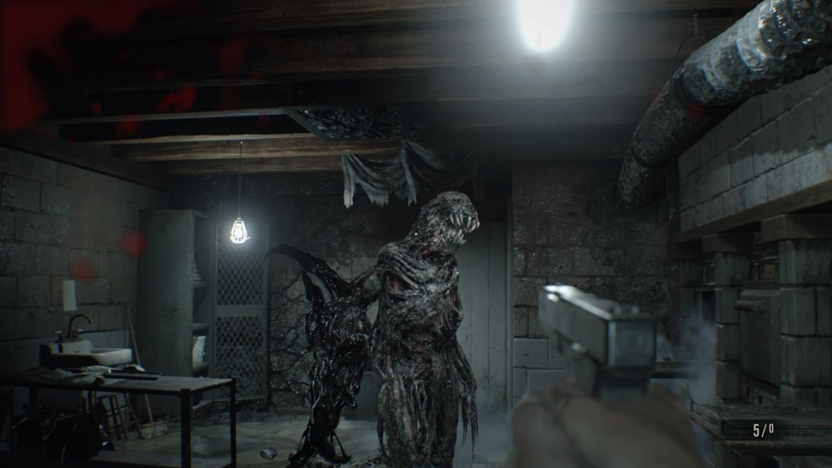 RE7