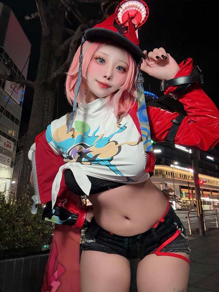 Tomachan Cosplay
