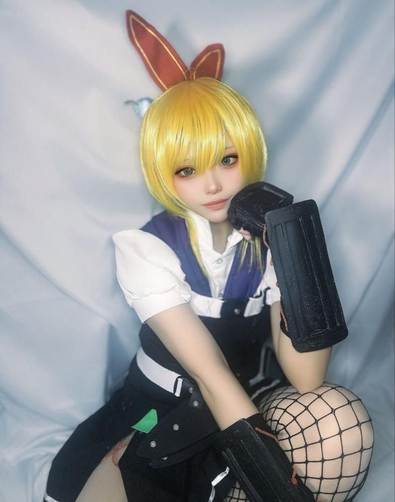 คอสเพลเยอร์สาว