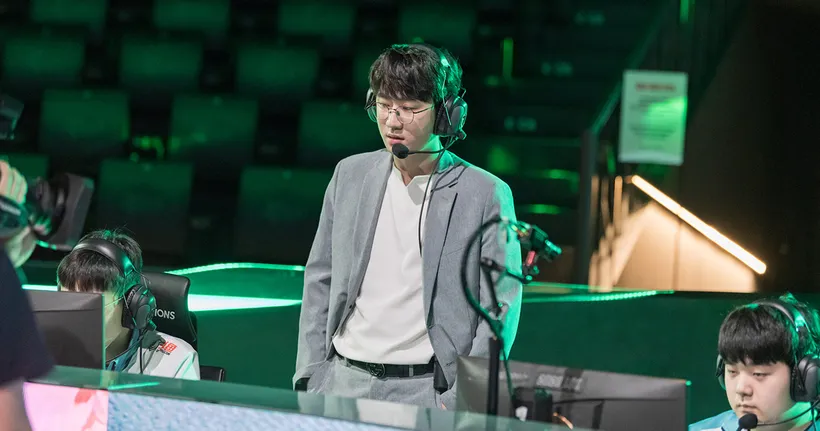 T1 League of Legends ประกาศเปิดตัวโค้ชชุดใหม่ Daeny Zefa และ Bengi