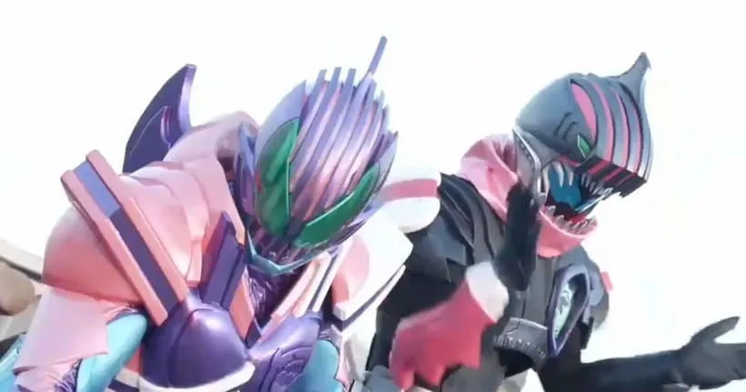 โปรดิวเซอร์ Kamen Rider Revice เผยว่าถ้าเล่นประเด็นรุ่นพี่กับเรื่องนี้จะไม่สนุก