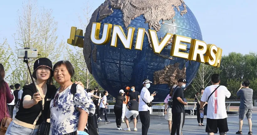 Universal Studio เปิดทำการแล้วที่จีน นักท่องเที่ยวมากันคับคั่ง
