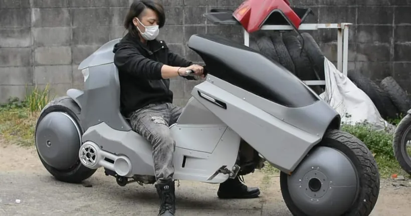 แฟนการ์ตูน Akira จำลองมอเตอร์ไซค์สุดเท่ ดีไซน์เดียวกับที่คาเนดะขับในเรื่อง