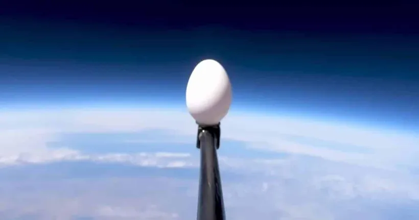 อดีตเจ้าหน้าที่ NASA ทดสอบปล่อยไข่ลงมาจากอวกาศ แถมไม่แตกด้วย