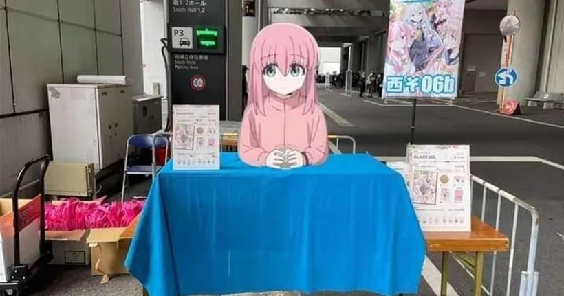 ผู้เขียน Bocchi the Rock! แยกบูธไปขายงานชิ้นอื่นเพราะกลัวคนทะลัก!