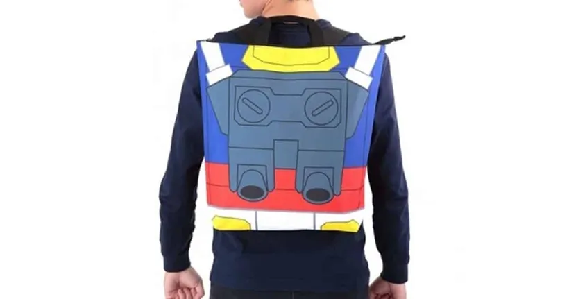 พร้อมประจัญบาน! ญี่ปุ่นเปิดตัวกระเป๋าลายไอพ่นของ Gundam สุดเท่