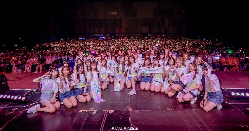 BNK48 แท็ก CGM48 ควงแขน AKB48 โชว์กระหึ่มเวที AKB48 Group CIRCLE JAM 2023!