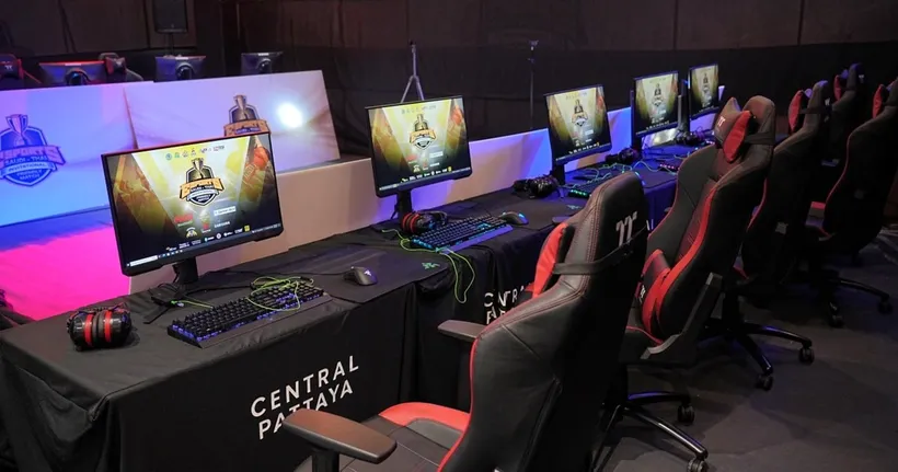 ซัมซุงส่งทีวีและเกมมิ่งมอนิเตอร์ยกดีกรีความเข้มข้นในการแข่งขัน ESPORTS SAUDI-THAI PRESIDENT CUP