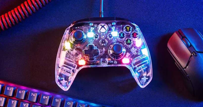 วางขายแล้ว! HyperX Clutch Gladiate RGB จอยโปร่งใสที่ปรับแต่งได้อย่างอิสระ