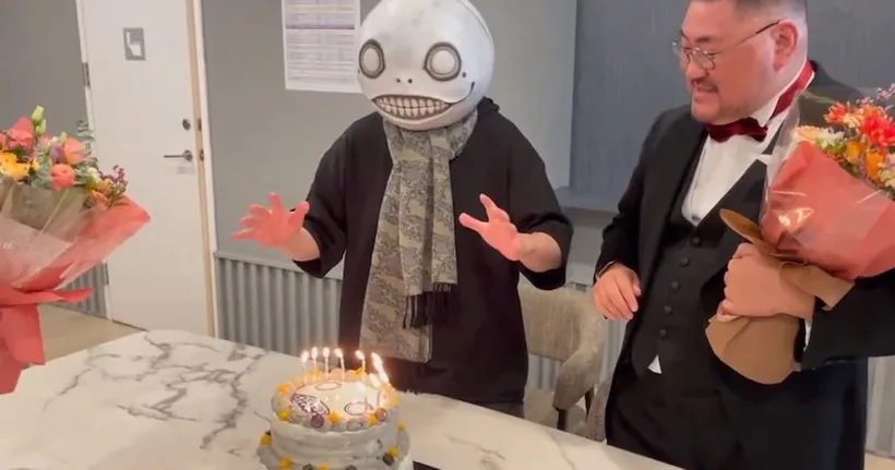 Yoko Taro นักพัฒนาเกมดังอย่าง NieR และ Drakengard เผยว่า หน้ากากประจำตัวทำให้ฉลองวันเกิดได้ไม่เต็มที่!