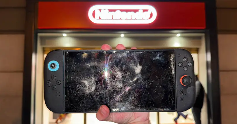 ท้าทายระบบ! หนุ่มลูกครึ่งทำลาย Nintendo Switch 2 หน้าร้านที่ซื้อ ก่อนจะถูกแบนไม่ให้ซื้ออีกเครื่องแล้ว!