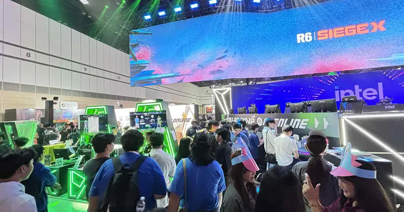 พาชมบรรยากาศบูธ Intel Ubisoft Fc Online รอบ Grand Final Rainbow 6 Tournament