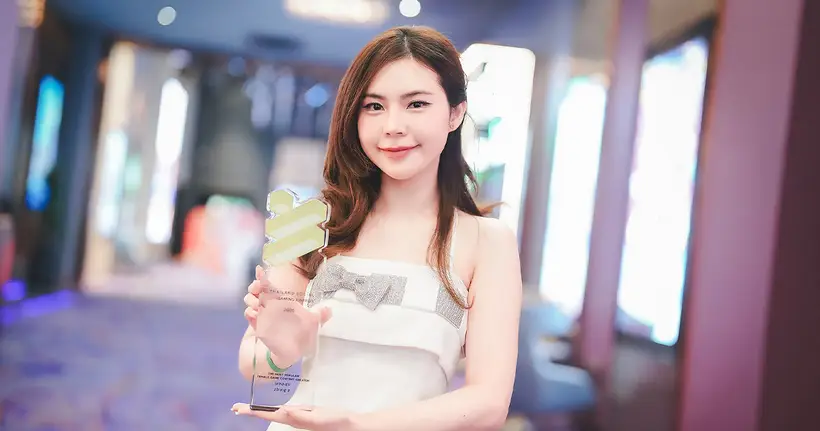 “แป้ง zbing z.” ตอกย้ำความฮอต รับรางวัลใหญ่สายเกม พร้อมชวนแฟนๆ ลุย “ZIMBY LAND”
