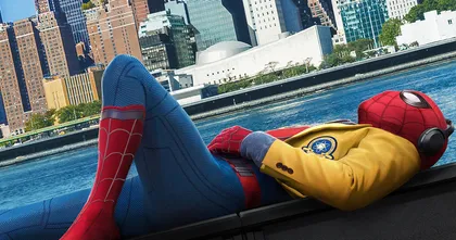 Tom Holland นอนดูการแข่งขันกอล์ฟ The Masters ระหว่างการถ่ายทำ Spider-Man 3