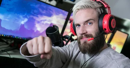 แฟนคลับบอยแบนด์เกาหลีมีเคือง! เหตุ PewDiePie ได้รับรางวัลหนุ่มหน้าหล่อแห่งปี 2020
