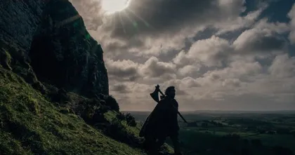 “The Green Knight” ภาพยนตร์ดาร์กแฟนตาซีแห่งค่ายหนังคุณภาพ A24 คว้า เรทอาร์ คอนเฟิร์มฉากโหดสะใจคอหนังชาวไทยแน่นอน!