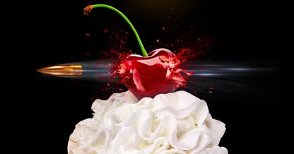 Gunpowder Milkshake หนังแอ็กชันของ Netflix ปล่อยใบปิดพร้อมกำหนดฉาย