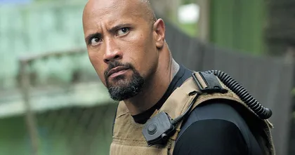 The Rock เตรียมร่วมงานกับมือเขียนบท Fast & Furious สร้างหนังแอ็กชันผจญภัยในชื่อ Red One