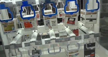 Sega อเมริกาถูกฟ้องกว่า 160 ล้านบาท เรื่องตู้คีบที่ถูกตั้งค่าให้ต้องเล่นถึง 700 รอบจึงจะได้รางวัล