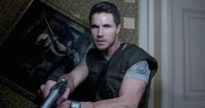 ผู้กำกับ Resident Evil ฉบับรีบูตอยากนำหนังกลับไปสู่รากเหง้าความสยองอีกครั้ง