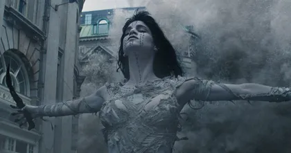 Sofia Boutella จะได้มาร่วมแสดงใน Rebel Moon หนังไซไฟฟอร์มยักษ์ของ Zack Snyder