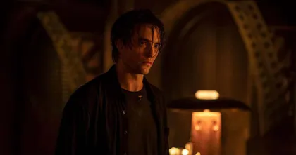 The Batman ปล่อยภาพใหม่เผยโฉม Robert Pattinson ในคราบ Bruce Wayne