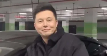 หนุ่มจีนตกเป็นไวรัล หลังมีใบหน้าคล้าย Elon Musk ชาวเน็ตคาดเพราะ Deepfake