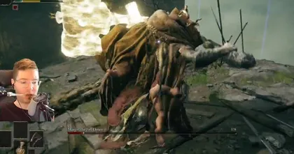 สตรีมเมอร์ผู้พิการใช้ใบหน้าและปากบังคับจอยแบบพิเศษเอาชนะบอสในเกม Elden Ring