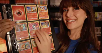 ยูทูบเบอร์สาวกลายเป็นไวรัล หลังโชว์เปิดการ์ด Pokemon ด้วยสไตล์ ASMR