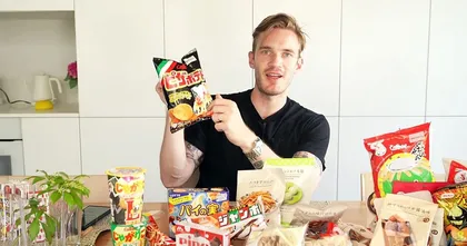 PewDiePie ทำคอนเทนต์ลองชิมขนมญี่ปุ่น ชาวเน็ตไม่น้อยเห็นด้วยกับรสชาติ