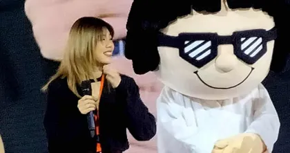 โก๋แก่และ Soomnyvivii ชวนสนุกกันบนเวที  Thailand Game Show 2022