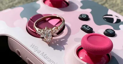 เกมเมอร์หนุ่มขอแต่งงานแฟนสาวด้วยจอย Xbox รุ่นดัดแปลงโดยเฉพาะ