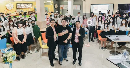 เซียนโอ๊ตโตะบรรยายน้อง ๆ ในหัวข้อ "ของสะสมสร้างรายได้ ได้อย่างไร"