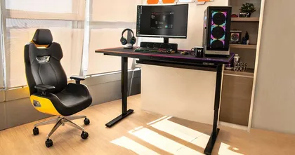 Thermaltake เปิดตัวโต๊ะคอมอัจฉริยะที่สามารถปรับความสูงและไฟ RGB ได้จากมือถือ