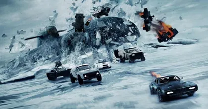 แฟน ๆ Fast & Furious ตั้งประเด็นถกกันบนทวิตเตอร์ว่าจุดไหนที่หนังเริ่มไกลจากความเป็นจริง