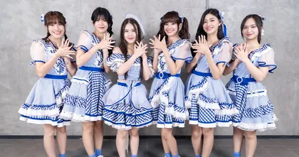 ประมวลภาพไลฟ์ BNK48 บุก OS แนะนำซิงเกิ้ลใหม่ Gingham Check