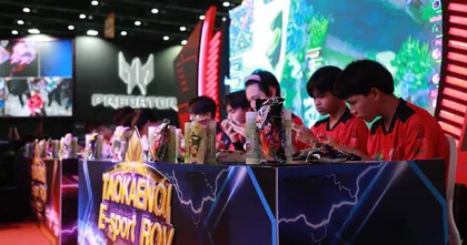 การแข่ง TAOKAENOI E-sport ROV 2023 รอบชิง ที่บูธเถ้าแก่น้อย ในงาน Thailand Game Show 2023