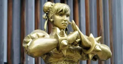สาวหมวย Chun Li จากเกม Street Fighter ได้มีรูปปั้นตั้งในจังหวัดนาราที่ญี่ปุ่น