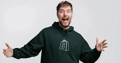 MrBeast กลายเป็นยูทูบเบอร์คนแรกที่มียอดผู้ติดตามมากกว่า 300 ล้านคน!